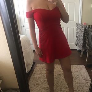 Little Red Dress 💃🏻❤️